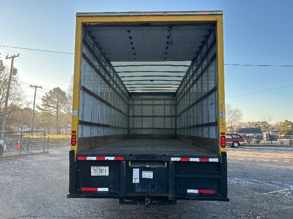 Medium Duty Box Truck-Light and Medium Duty Trucks-International-2021-MV607-Newport News-VA-206,535\n\t\tmiles-$ 42,500 - Image 8