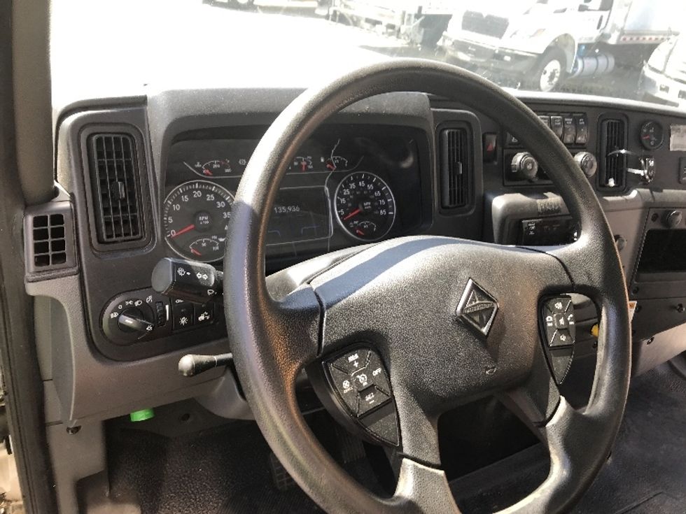 Medium Duty Box Truck-Light and Medium Duty Trucks-International-2021-MV607-Norcross-GA-135,937\n\t\tmiles-$ 68,250 - Image 17