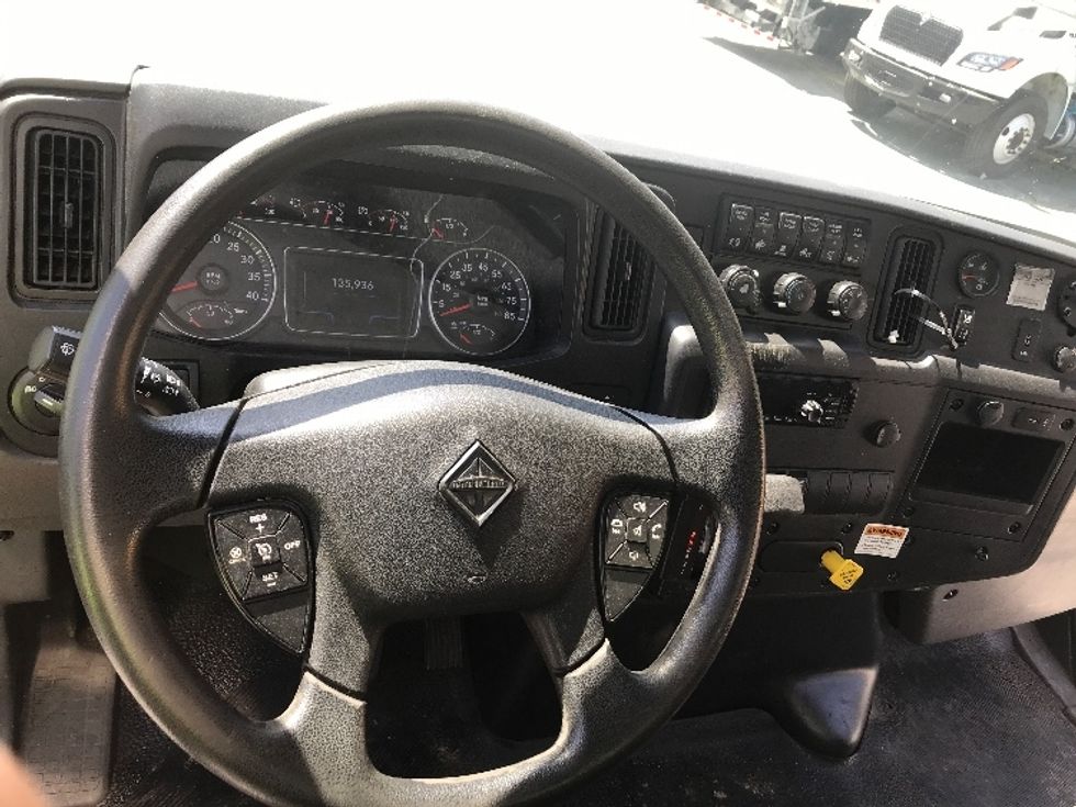 Medium Duty Box Truck-Light and Medium Duty Trucks-International-2021-MV607-Norcross-GA-135,937\n\t\tmiles-$ 68,250 - Image 18