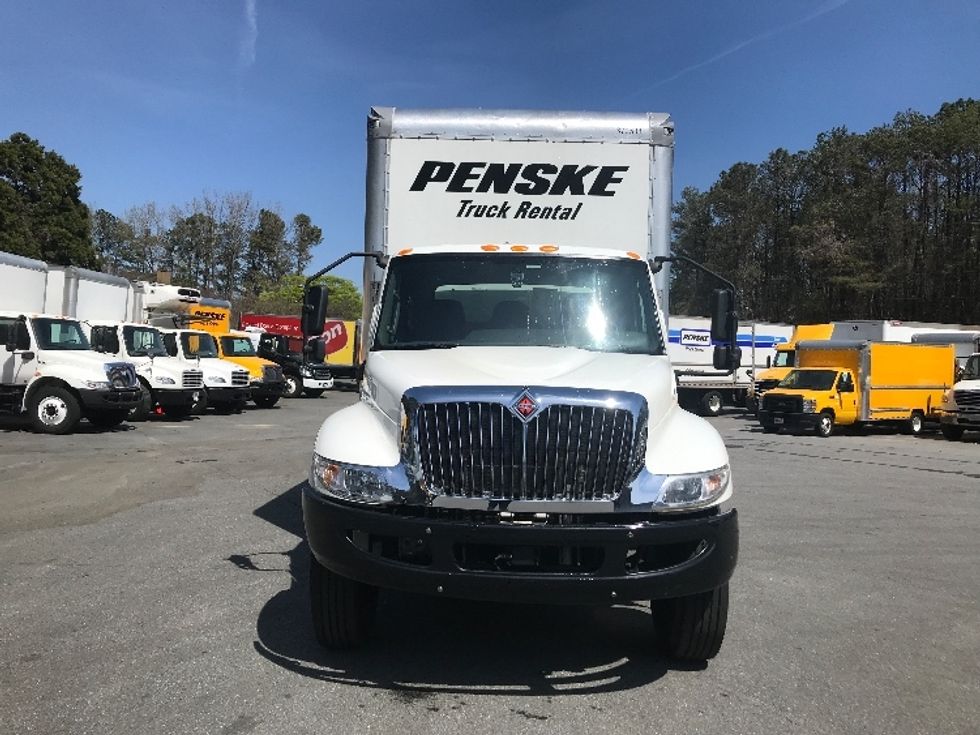 Medium Duty Box Truck-Light and Medium Duty Trucks-International-2021-MV607-Norcross-GA-135,937\n\t\tmiles-$ 68,250 - Image 2