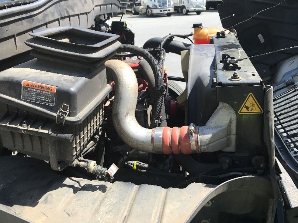 Medium Duty Box Truck-Light and Medium Duty Trucks-International-2021-MV607-Norcross-GA-135,937\n\t\tmiles-$ 68,250 - Image 23