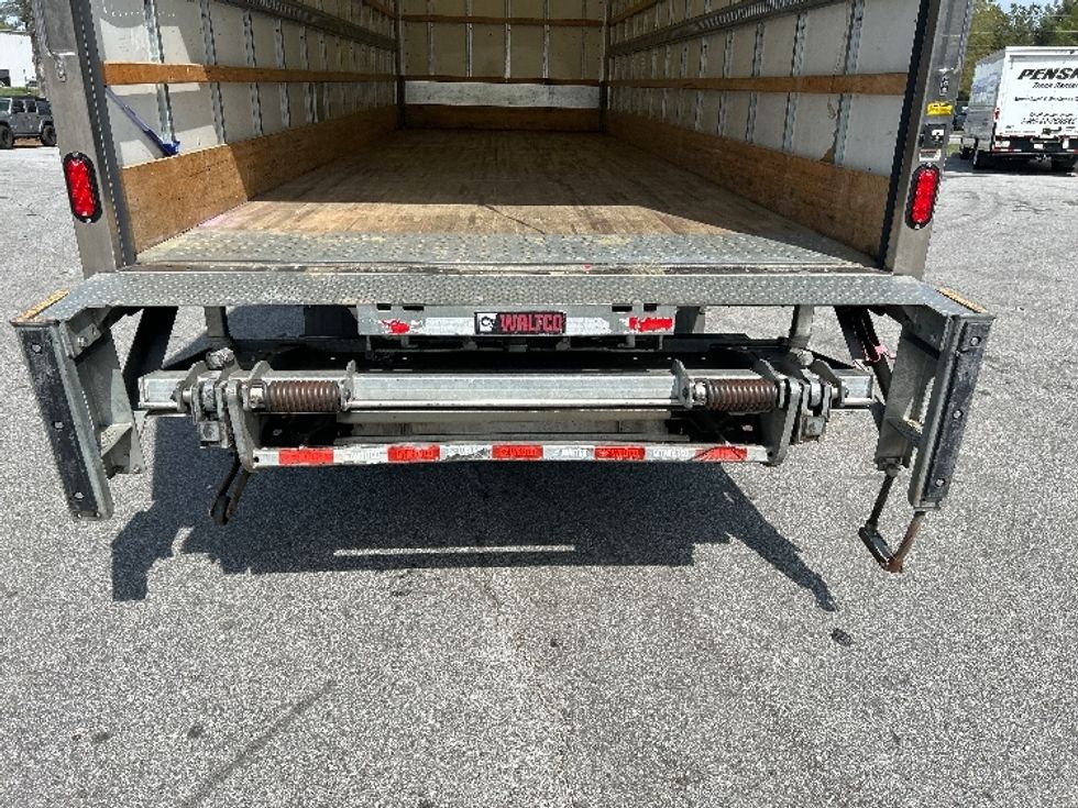 Medium Duty Box Truck-Light and Medium Duty Trucks-International-2021-MV607-Norcross-GA-155,191\n\t\tmiles-$ 65,000 - Image 10