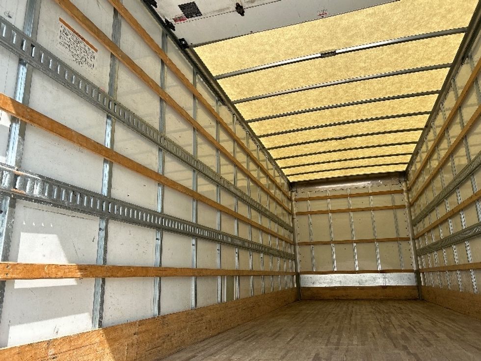 Medium Duty Box Truck-Light and Medium Duty Trucks-International-2021-MV607-Norcross-GA-155,191\n\t\tmiles-$ 65,000 - Image 11