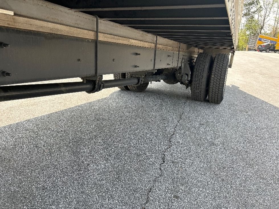 Medium Duty Box Truck-Light and Medium Duty Trucks-International-2021-MV607-Norcross-GA-155,191\n\t\tmiles-$ 65,000 - Image 5