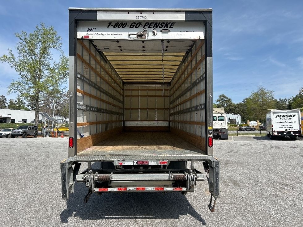 Medium Duty Box Truck-Light and Medium Duty Trucks-International-2021-MV607-Norcross-GA-155,191\n\t\tmiles-$ 65,000 - Image 8