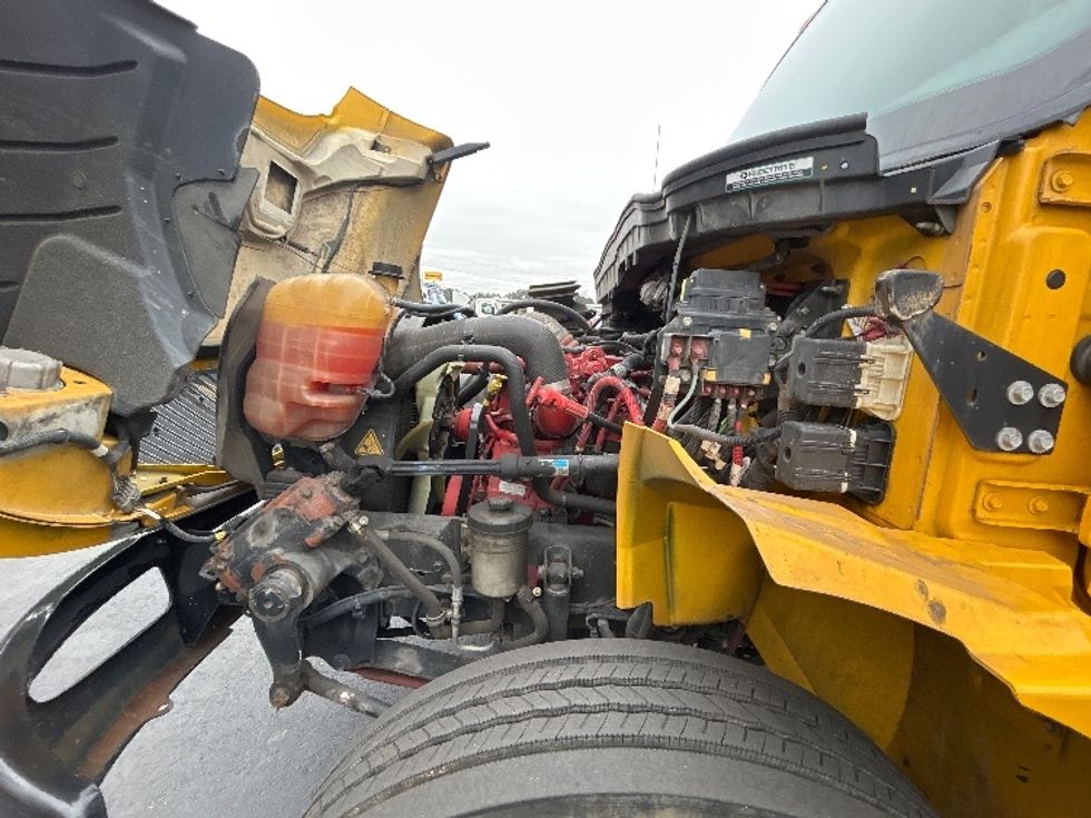 Medium Duty Box Truck-Light and Medium Duty Trucks-International-2021-MV607-Norcross-GA-208,165\n\t\tmiles-$ 42,500 - Image 23