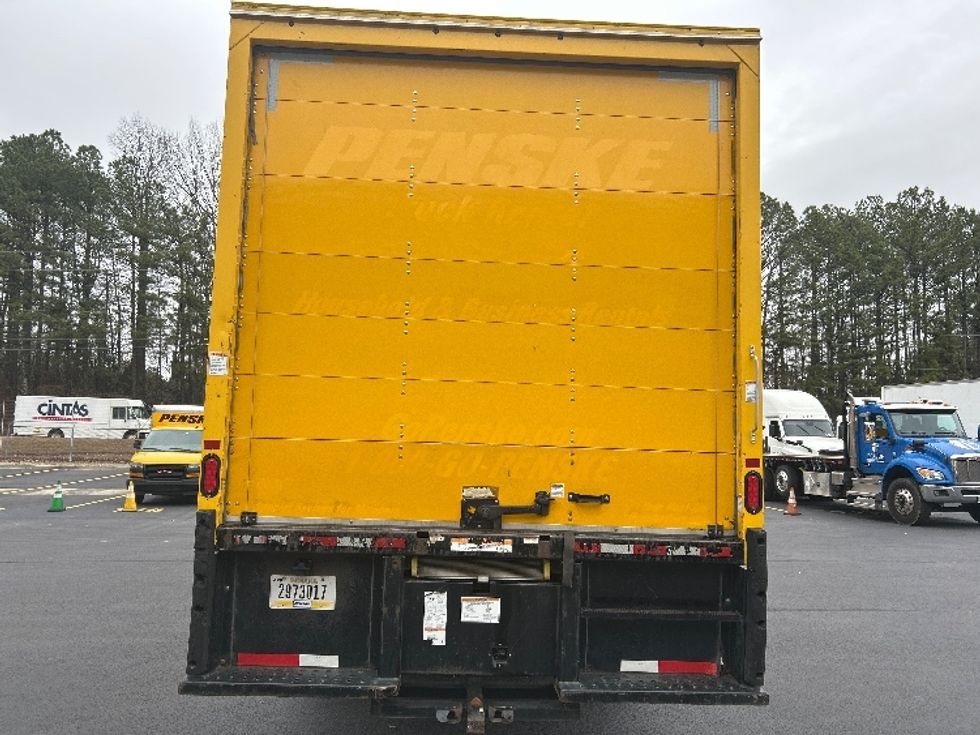Medium Duty Box Truck-Light and Medium Duty Trucks-International-2021-MV607-Norcross-GA-208,165\n\t\tmiles-$ 42,500 - Image 7