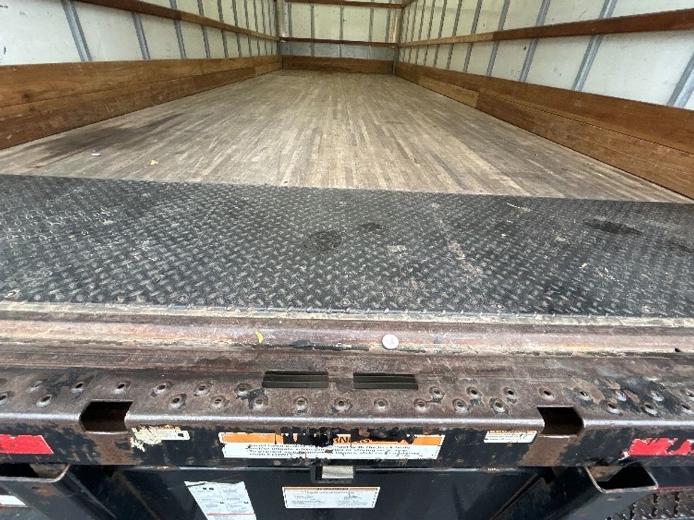 Medium Duty Box Truck-Light and Medium Duty Trucks-International-2021-MV607-Norcross-GA-208,165\n\t\tmiles-$ 42,500 - Image 9