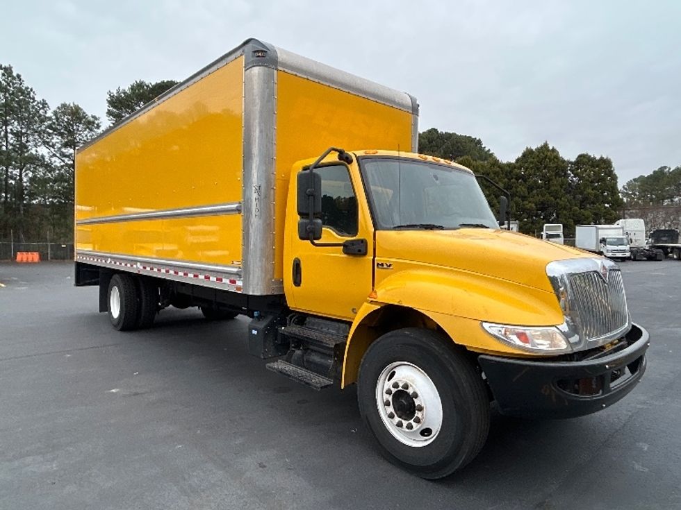 Medium Duty Box Truck-Light and Medium Duty Trucks-International-2021-MV607-Norcross-GA-221,241\n\t\tmiles-$ 40,250 - Image 1