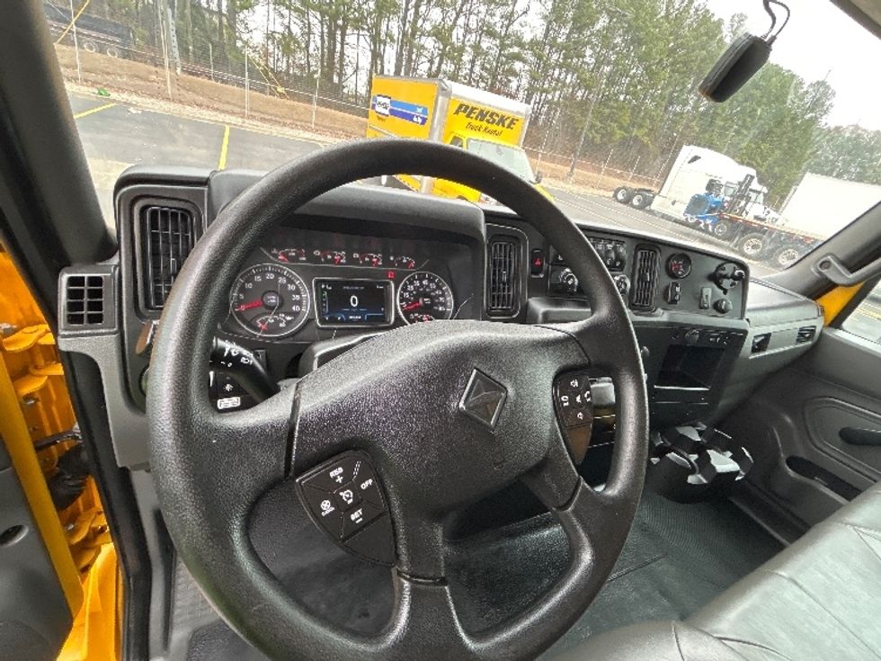 Medium Duty Box Truck-Light and Medium Duty Trucks-International-2021-MV607-Norcross-GA-221,241\n\t\tmiles-$ 40,250 - Image 16