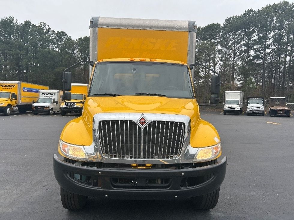 Medium Duty Box Truck-Light and Medium Duty Trucks-International-2021-MV607-Norcross-GA-221,241\n\t\tmiles-$ 40,250 - Image 2