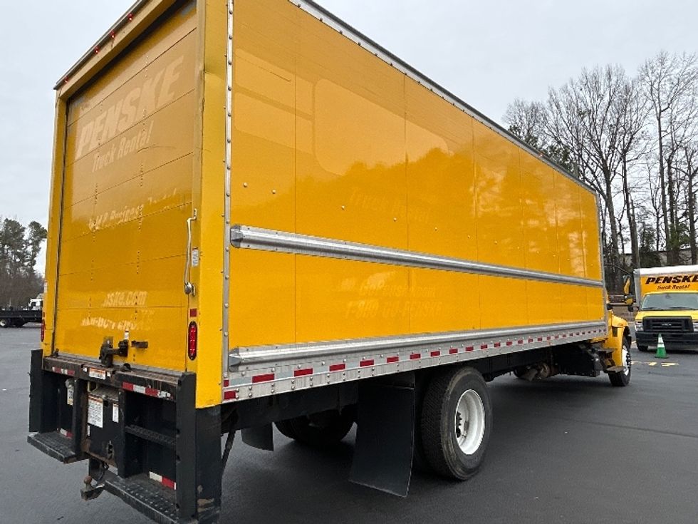 Medium Duty Box Truck-Light and Medium Duty Trucks-International-2021-MV607-Norcross-GA-232,408\n\t\tmiles-$ 38,500 - Image 12