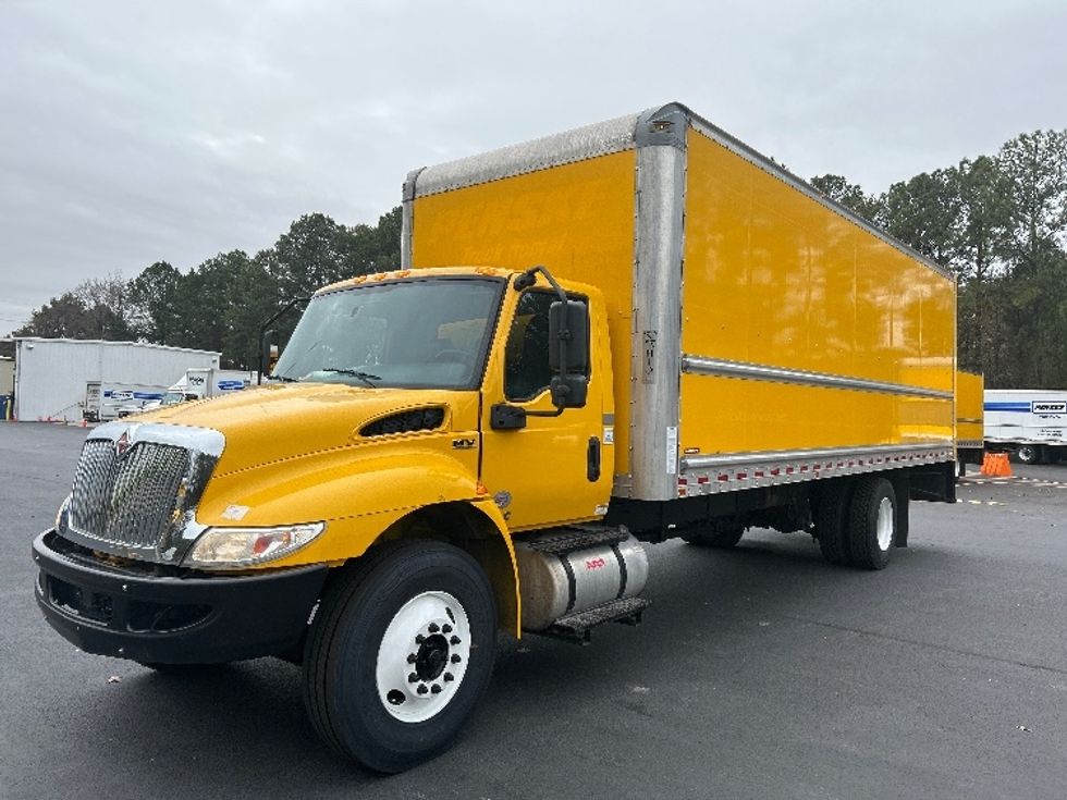 Medium Duty Box Truck-Light and Medium Duty Trucks-International-2021-MV607-Norcross-GA-232,408\n\t\tmiles-$ 38,500 - Image 3
