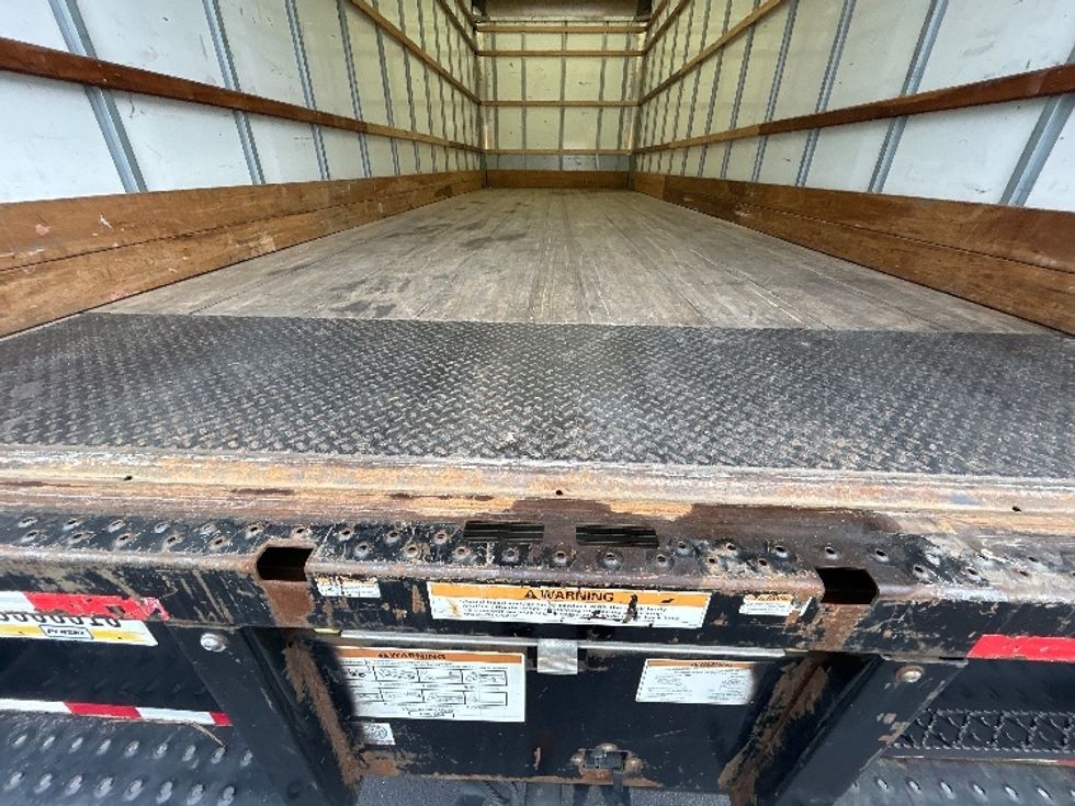 Medium Duty Box Truck-Light and Medium Duty Trucks-International-2021-MV607-Norcross-GA-232,408\n\t\tmiles-$ 38,500 - Image 9