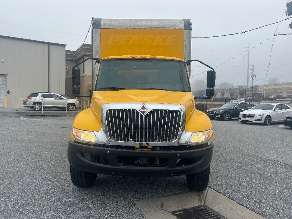 Medium Duty Box Truck-Light and Medium Duty Trucks-International-2021-MV607-Norcross-GA-244,146\n\t\tmiles-$ 36,250 - Image 2