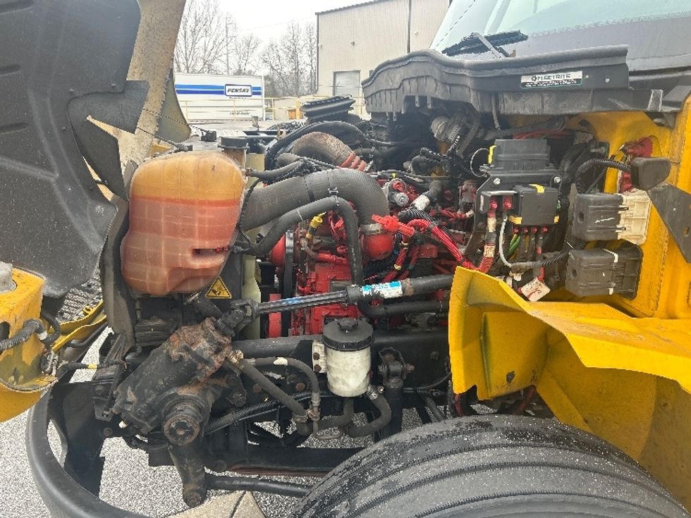 Medium Duty Box Truck-Light and Medium Duty Trucks-International-2021-MV607-Norcross-GA-244,146\n\t\tmiles-$ 36,250 - Image 24