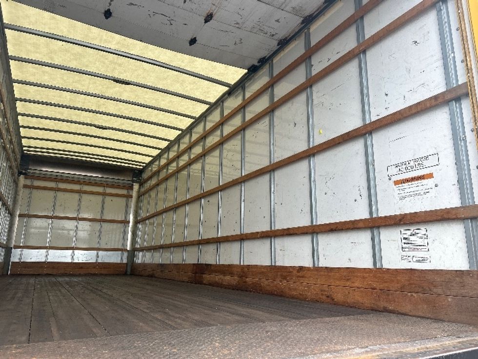 Medium Duty Box Truck-Light and Medium Duty Trucks-International-2021-MV607-Norfolk-VA-209,181\n\t\tmiles-$ 42,000 - Image 11