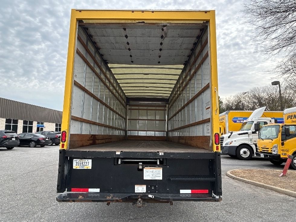 Medium Duty Box Truck-Light and Medium Duty Trucks-International-2021-MV607-Norfolk-VA-209,181\n\t\tmiles-$ 42,000 - Image 8
