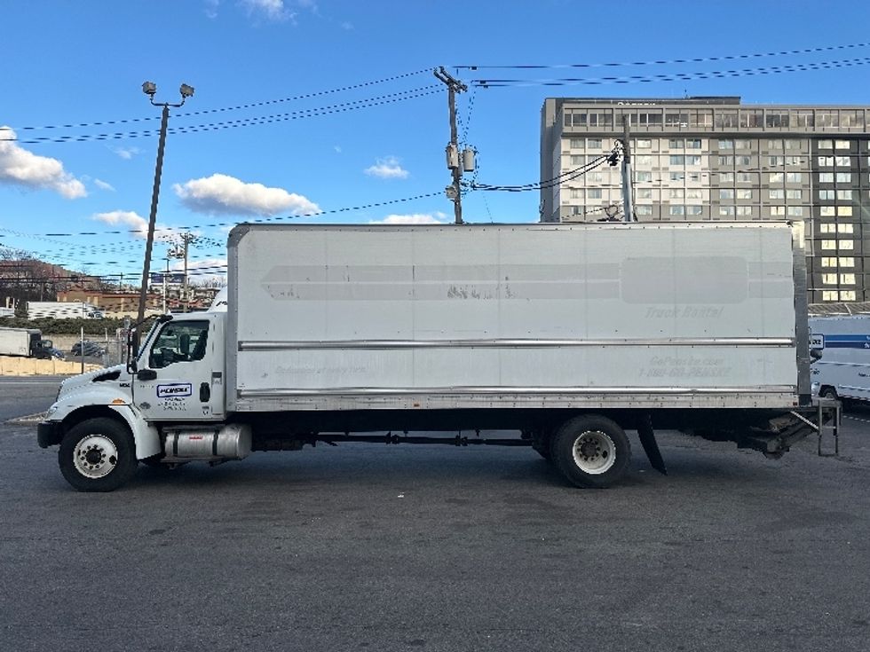 Medium Duty Box Truck-Light and Medium Duty Trucks-International-2021-MV607-North Bergen-NJ-109,187\n\t\tmiles-$ 60,000 - Image 4