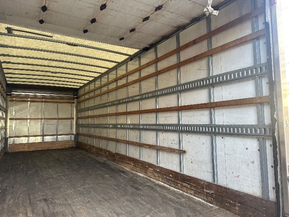 Medium Duty Box Truck-Light and Medium Duty Trucks-International-2021-MV607-North Bergen-NJ-109,187\n\t\tmiles-$ 60,000 - Image 12