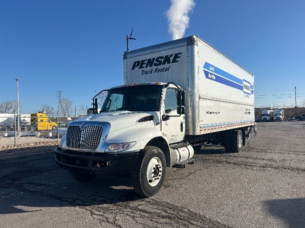 Medium Duty Box Truck-Light and Medium Duty Trucks-International-2021-MV607-North Bergen-NJ-143,598\n\t\tmiles-$ 55,750 - Image 3