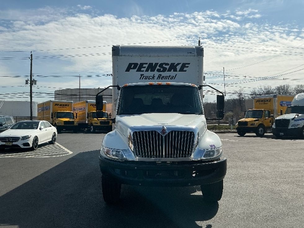 Medium Duty Box Truck-Light and Medium Duty Trucks-International-2021-MV607-North Bergen-NJ-218,738\n\t\tmiles-$ 47,750 - Image 2