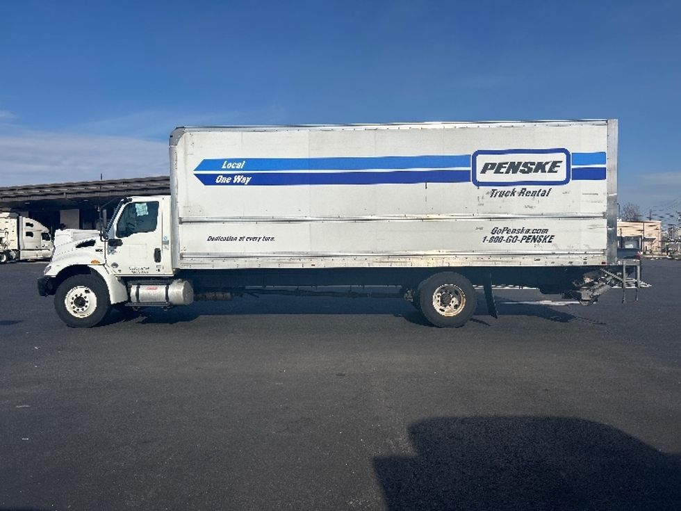 Medium Duty Box Truck-Light and Medium Duty Trucks-International-2021-MV607-North Bergen-NJ-218,738\n\t\tmiles-$ 47,750 - Image 4