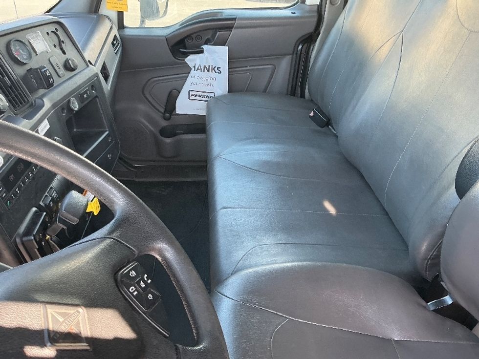 Medium Duty Box Truck-Light and Medium Duty Trucks-International-2021-MV607-North Bergen-NJ-218,738\n\t\tmiles-$ 47,750 - Image 19