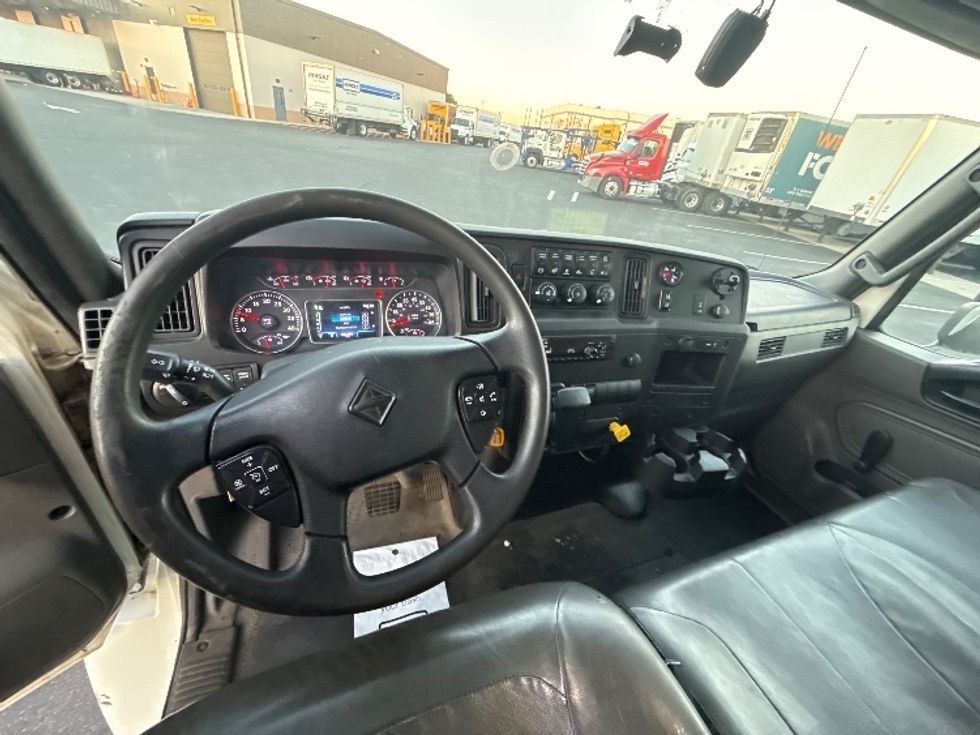Medium Duty Box Truck-Light and Medium Duty Trucks-International-2021-MV607-North Bergen-NJ-230,094\n\t\tmiles-$ 49,000 - Image 17