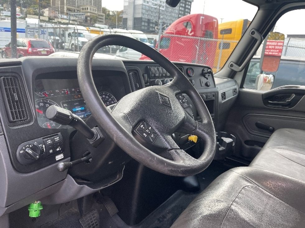 Medium Duty Box Truck-Light and Medium Duty Trucks-International-2021-MV607-North Bergen-NJ-255,902\n\t\tmiles-$ 37,500 - Image 17