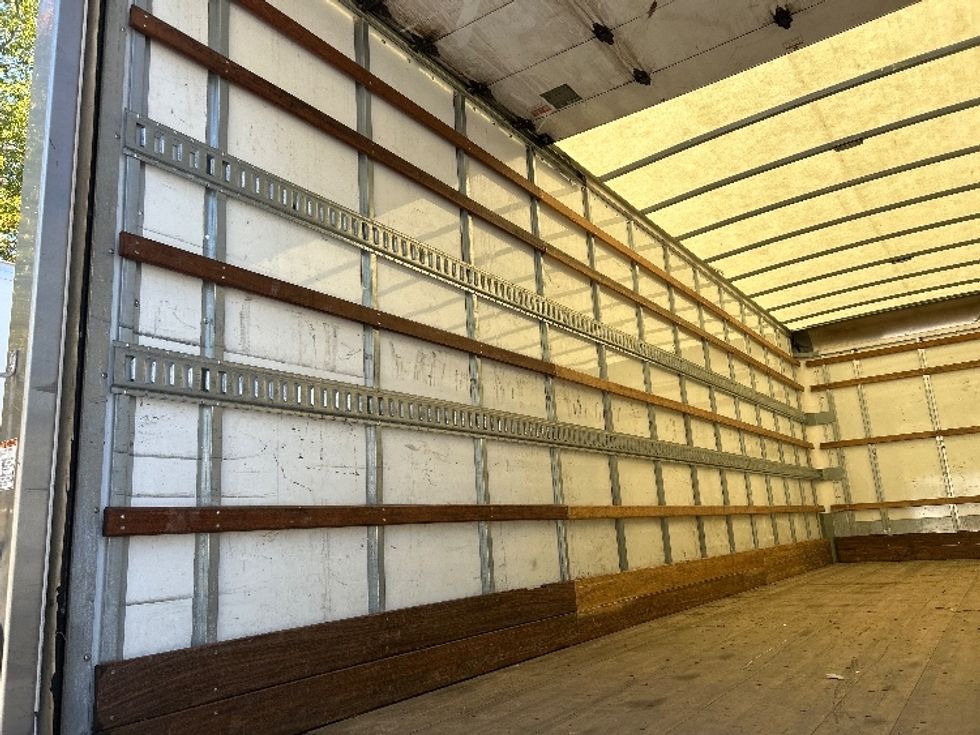 Medium Duty Box Truck-Light and Medium Duty Trucks-International-2021-MV607-Norton-MA-218,653\n\t\tmiles-$ 41,500 - Image 11