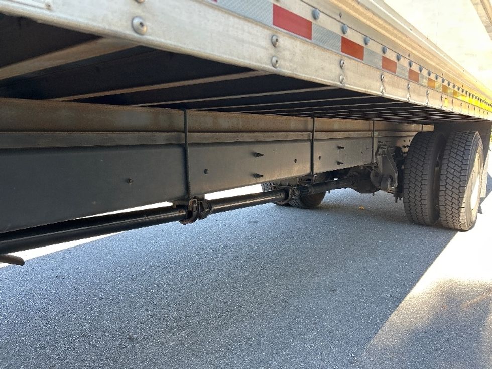 Medium Duty Box Truck-Light and Medium Duty Trucks-International-2021-MV607-Norton-MA-218,653\n\t\tmiles-$ 41,500 - Image 5