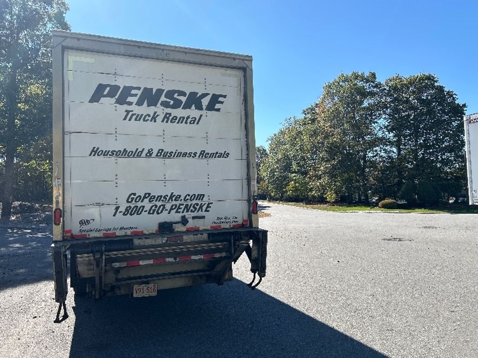 Medium Duty Box Truck-Light and Medium Duty Trucks-International-2021-MV607-Norton-MA-218,653\n\t\tmiles-$ 41,500 - Image 7