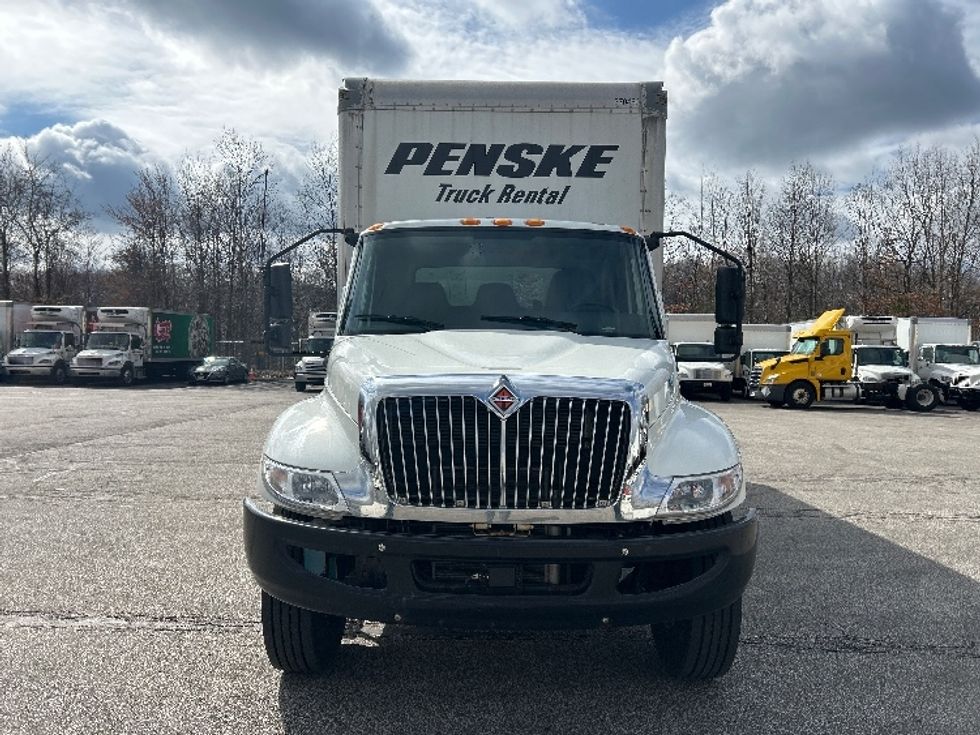 Medium Duty Box Truck-Light and Medium Duty Trucks-International-2021-MV607-Oakwood Village-OH-116,981\n\t\tmiles-$ 65,000 - Image 2