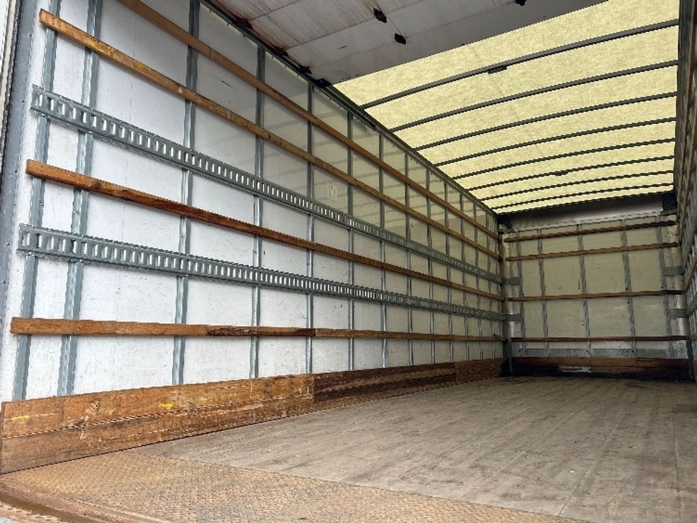 Medium Duty Box Truck-Light and Medium Duty Trucks-International-2021-MV607-Oakwood Village-OH-116,981\n\t\tmiles-$ 65,000 - Image 11