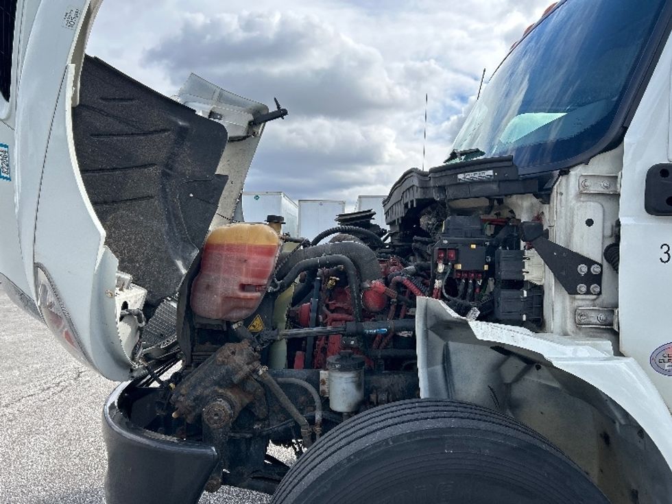 Medium Duty Box Truck-Light and Medium Duty Trucks-International-2021-MV607-Oakwood Village-OH-116,981\n\t\tmiles-$ 65,000 - Image 24