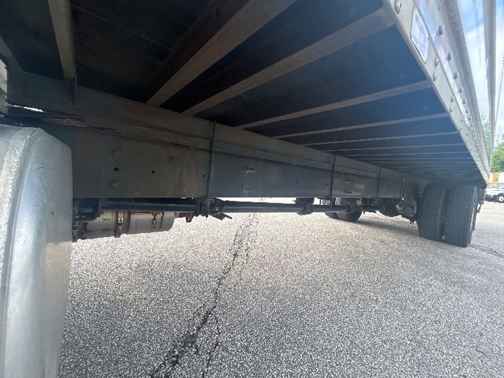 Medium Duty Box Truck-Light and Medium Duty Trucks-International-2021-MV607-Oakwood Village-OH-200,182\n\t\tmiles-$ 48,250 - Image 5