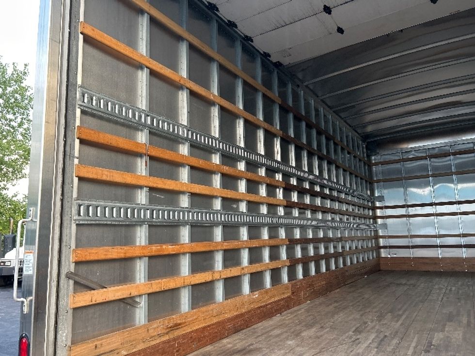 Medium Duty Box Truck-Light and Medium Duty Trucks-International-2021-MV607-Obetz-OH-101,254\n\t\tmiles-$ 61,500 - Image 11