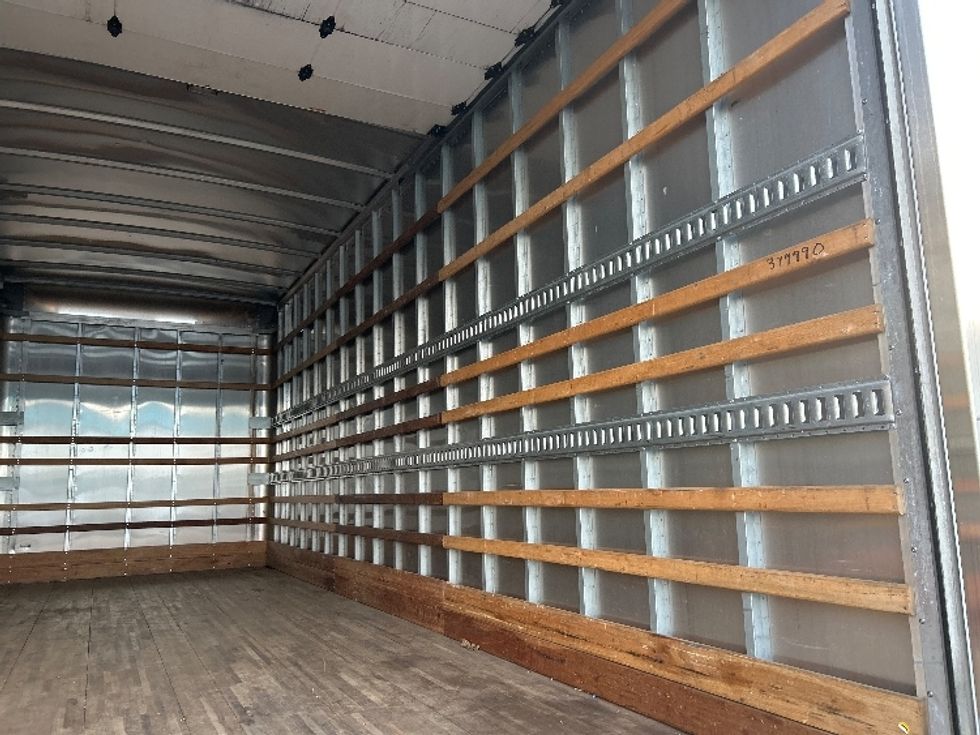 Medium Duty Box Truck-Light and Medium Duty Trucks-International-2021-MV607-Obetz-OH-101,254\n\t\tmiles-$ 61,500 - Image 12