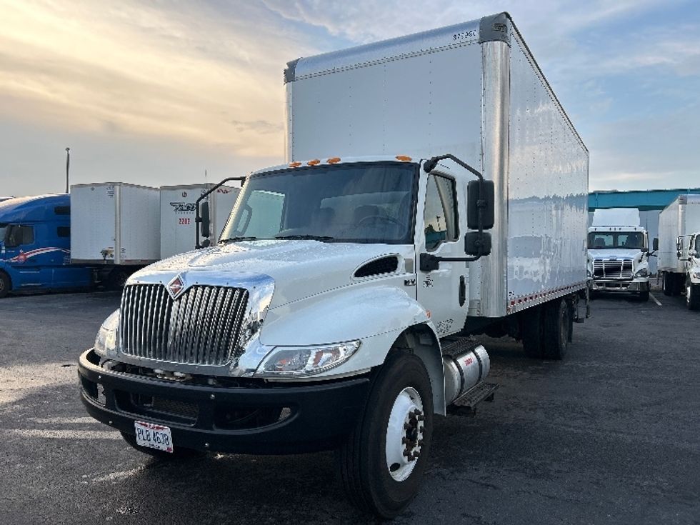 Medium Duty Box Truck-Light and Medium Duty Trucks-International-2021-MV607-Obetz-OH-101,254\n\t\tmiles-$ 61,500 - Image 3