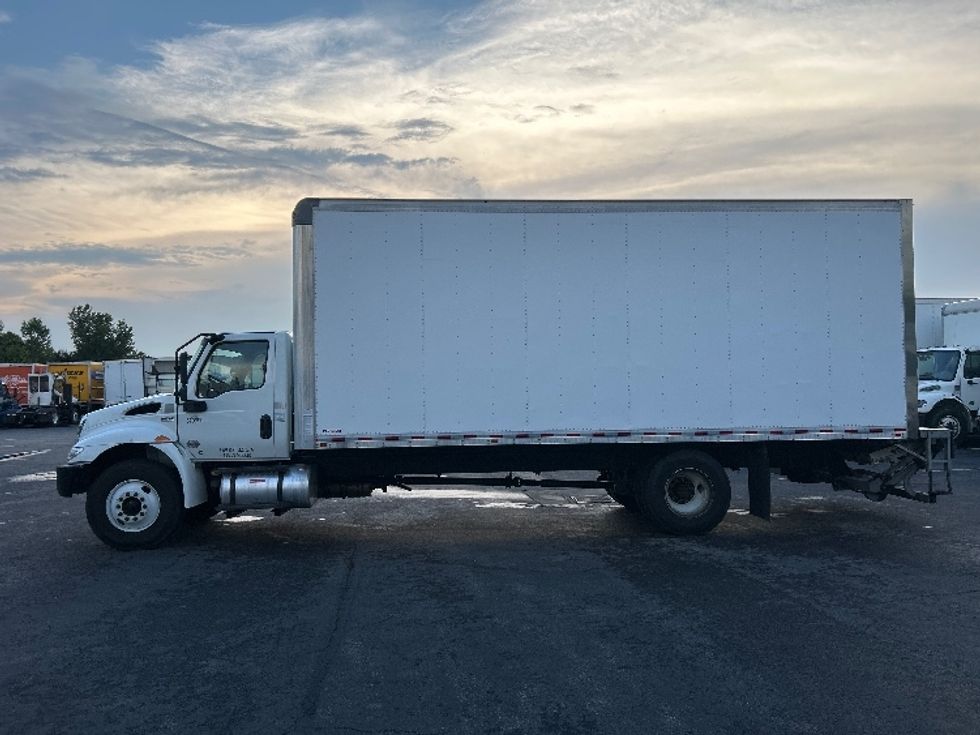 Medium Duty Box Truck-Light and Medium Duty Trucks-International-2021-MV607-Obetz-OH-101,254\n\t\tmiles-$ 61,500 - Image 4