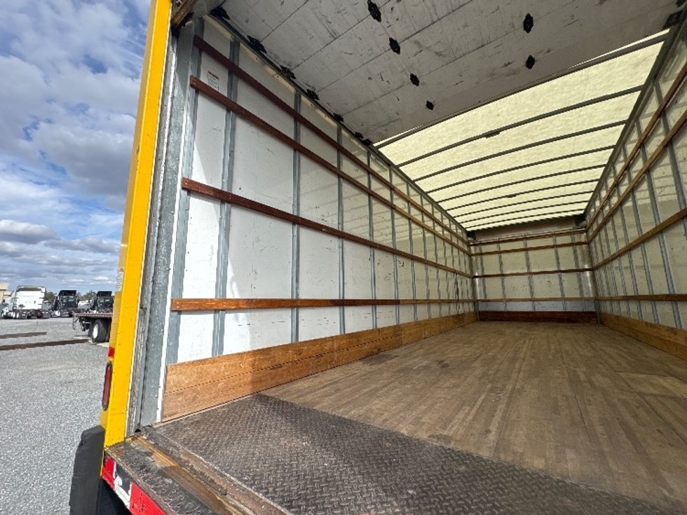 Medium Duty Box Truck-Light and Medium Duty Trucks-International-2021-MV607-Ocala-FL-181,812\n\t\tmiles-$ 45,000 - Image 10