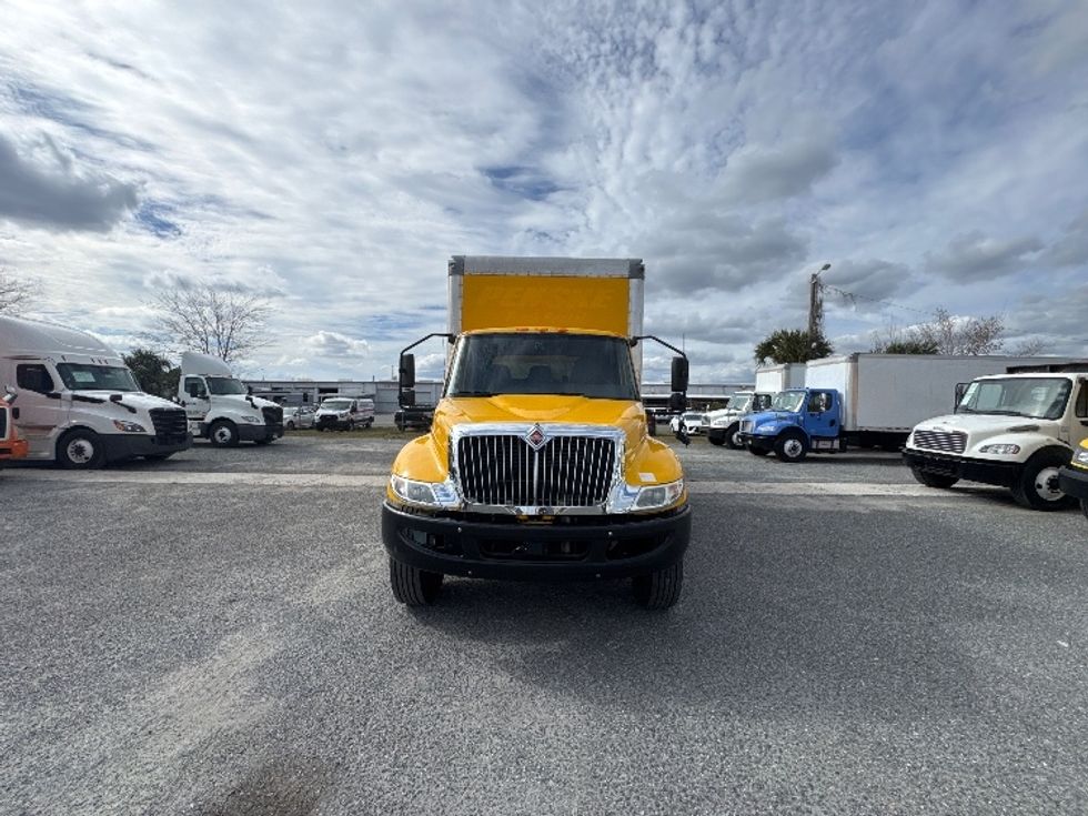 Medium Duty Box Truck-Light and Medium Duty Trucks-International-2021-MV607-Ocala-FL-181,812\n\t\tmiles-$ 45,000 - Image 2