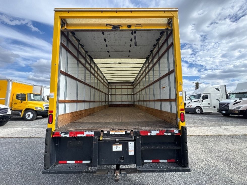 Medium Duty Box Truck-Light and Medium Duty Trucks-International-2021-MV607-Ocala-FL-181,812\n\t\tmiles-$ 45,000 - Image 8