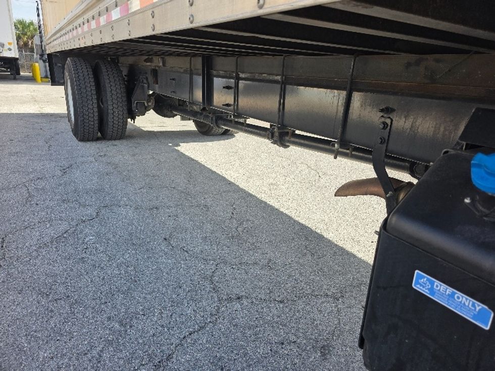 Medium Duty Box Truck-Light and Medium Duty Trucks-International-2021-MV607-Ocala-FL-185,783\n\t\tmiles-$ 44,250 - Image 14
