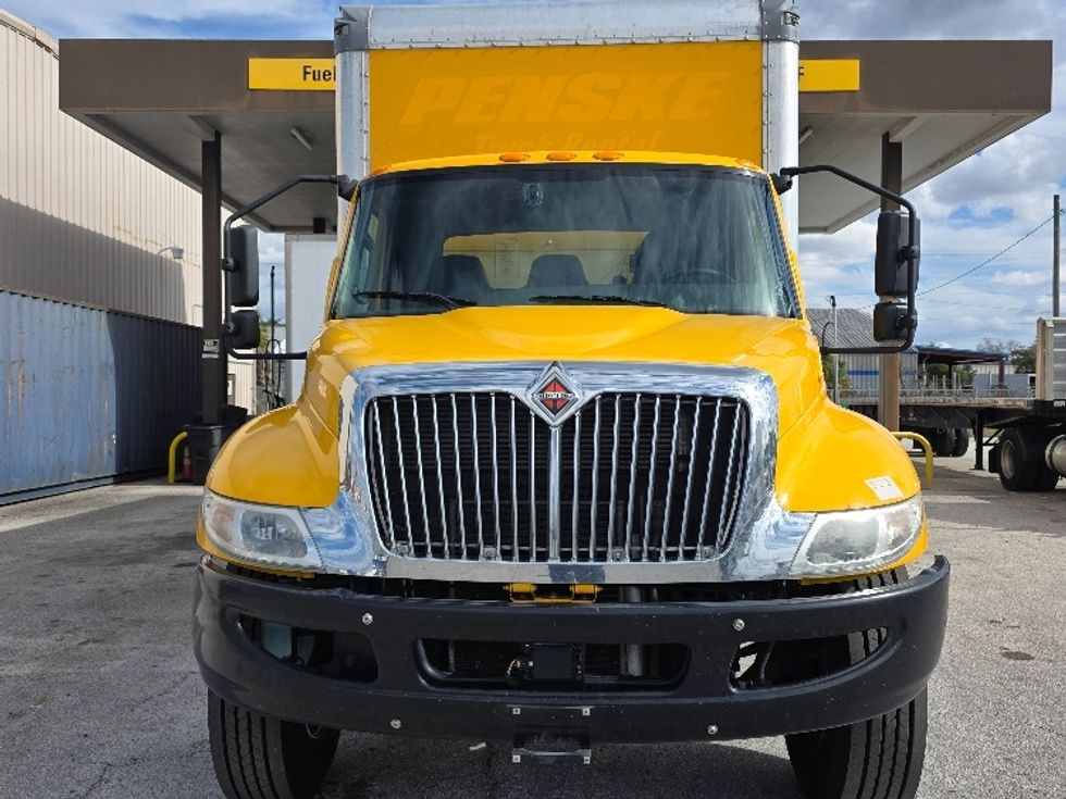 Medium Duty Box Truck-Light and Medium Duty Trucks-International-2021-MV607-Ocala-FL-185,783\n\t\tmiles-$ 44,250 - Image 2
