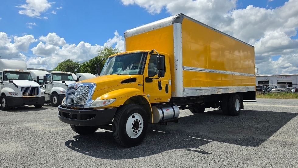 Medium Duty Box Truck-Light and Medium Duty Trucks-International-2021-MV607-Ocala-FL-207,801\n\t\tmiles-$ 41,500 - Image 3