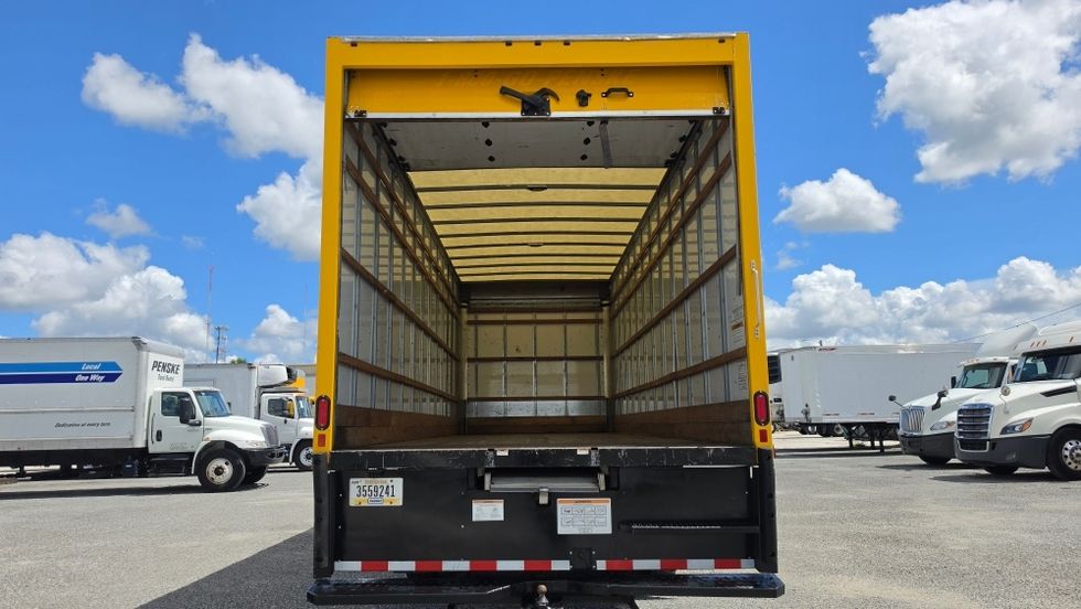 Medium Duty Box Truck-Light and Medium Duty Trucks-International-2021-MV607-Ocala-FL-207,801\n\t\tmiles-$ 41,500 - Image 8