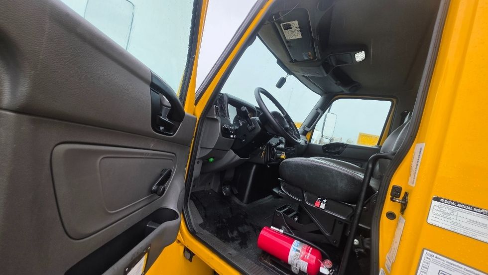 Medium Duty Box Truck-Light and Medium Duty Trucks-International-2021-MV607-Ocala-FL-215,826\n\t\tmiles-$ 40,000 - Image 15
