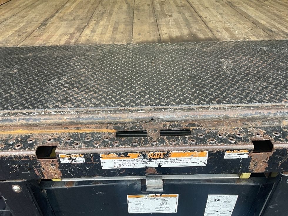 Medium Duty Box Truck-Light and Medium Duty Trucks-International-2021-MV607-Ocala-FL-219,001\n\t\tmiles-$ 41,250 - Image 10